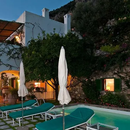 Magenta Over Positano Villa *