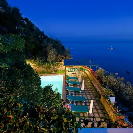 Magenta Over Positano * Massa Lubrense