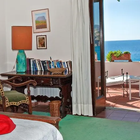 Villa Magenta Over Positano